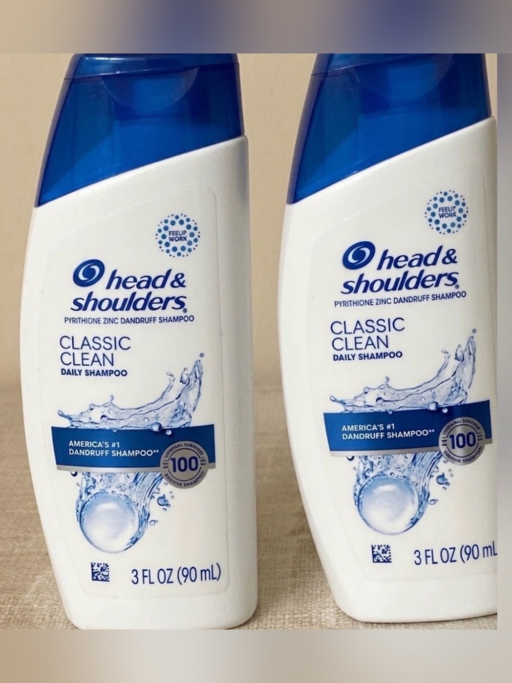 Lot of 24 Head & Shoulders Classic Clean Dandruff Shampoo 3 fl oz Travel Size